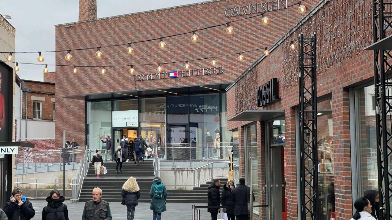 Ferienwohnung Outletcity メッツィンゲン エクステリア 写真